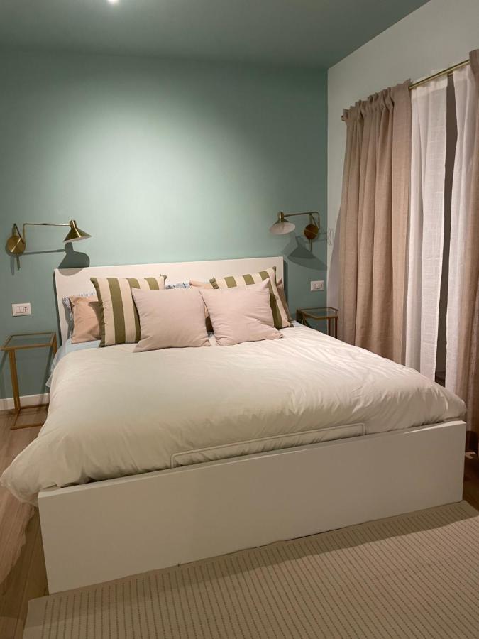 Buen Retiro 52 Apartment Napoli Ngoại thất bức ảnh