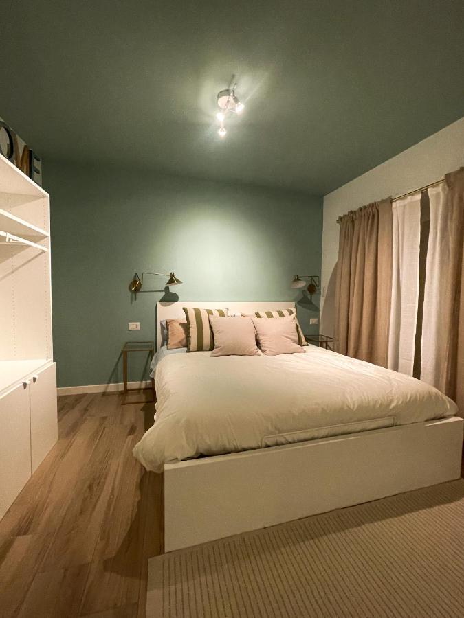Buen Retiro 52 Apartment Napoli Ngoại thất bức ảnh